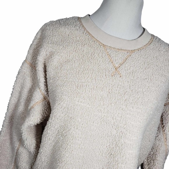 American Eagle Outfitters Size Small Slight Cropped Long Sleeve Cream Sherpa Top - Picture 4 of 7